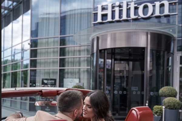 hilton-naslovna